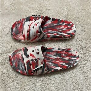 CROCS Red and Gray Swirl Sandals